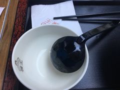 -碗主炭烧米线(交大二村店)
