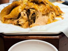 -头上红煨盐鸡·非遗院子餐厅