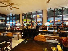 -银米·云南传统过桥米线(双廊黑金冠店)
