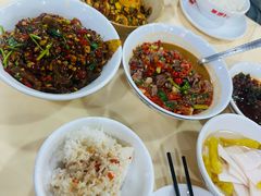 -笨罗卜浏阳菜馆(太平街店)