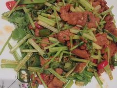 -民族手抓羊肉馆·滩羊手抓·烤全羊