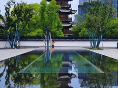 -龙华寺