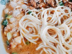 -丁丁猫重庆小面(徐州路店)