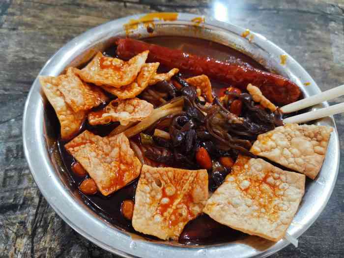 螺鼎记林科大螺蛳粉(贺龙店)-"侯家塘这片最好吃的螺蛳粉了吧点了一个