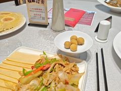 -郑庄脂渣海鲜楼(九水路店)