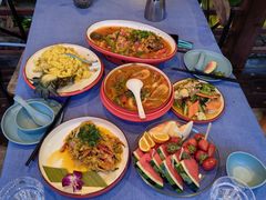 -拾光音乐餐酒吧(告庄星光夜市店)