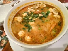 -Thai Pothong Restaurant