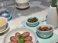 鸽蛋酿鹅肝-湖滨28中餐厅·西湖宴·杭州君悦酒店