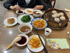 牛肉灌汤包-西安贾三灌汤包·回坊小吃·清真炒菜(北院门总店)