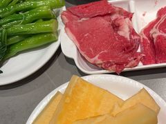 -山焱·炭火自助烤肉(周浦万达店)