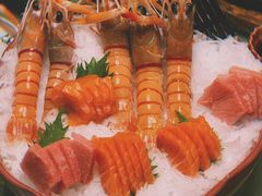 -万岛日本料理铁板烧(大宁店)
