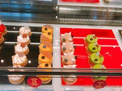 -Salon de The de Joel Robuchon(外滩18号店)