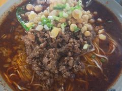 -丁丁猫重庆小面(徐州路店)
