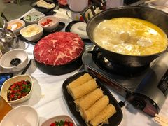 -鲜入围煮花胶鸡海鲜火锅