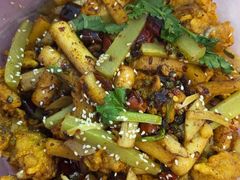 -大城小院饭店(博隆广场虹桥店)