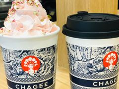 春日桃桃-霸王茶姬(建邺万达广场店)