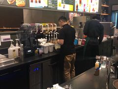 -杉杉奥特莱斯广场(哈尔滨店)