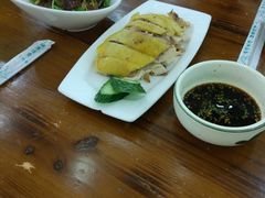 -侬佳蒸菜馆(听潮店)
