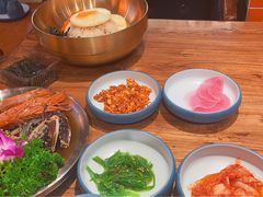 -明洞阿姨·韩式酱蟹烤肉·创意料理(三元桥店)