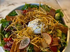 藜麦窝蛋沙拉-The Rug Cafe(王府中环店)