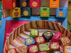 -VENCHI 闻绮(北京国贸商城店)