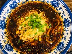 -碗里捞川渝特色面(沙河玖耀里店)