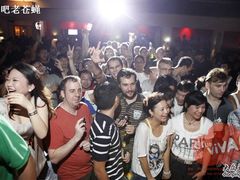 -CLUB VIVA(购物公园店)