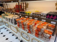 -85度C(生甜甜圈研究工坊·上海松江人民北路店)