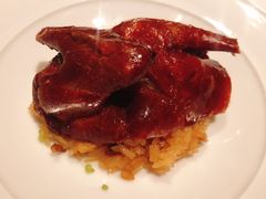 脆皮糯米乳鸽-三号黄浦会Canton Table