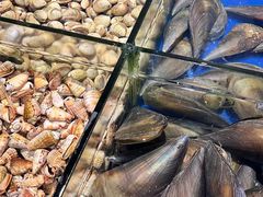 -三亚火车头万人海鲜广场