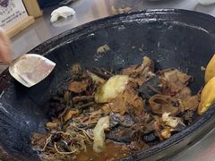 炖清江鱼-屯老二农家铁锅炖·行业领军者(梅江店)