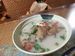 蹄花汤-洪大妈·黄鱼面(金山嘴渔村店)