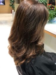 -CARR SALON