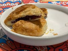 玫瑰鲜花饼-云海肴·汽锅鸡·云南菜(美罗城店)