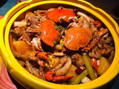 -多嘴超级肉蟹煲(杉杉国潮主题店)