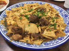 -壹阁胡羊焖饼(特色小吃街店)