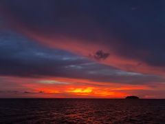 -Sunset Bar(丹绒亚路香格里拉店)
