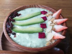 牛油果奶昔-LYFATTI 莱芙缇(赣水路店)