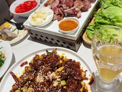 -小河公主秘制烤羊腿(小绿谷店)