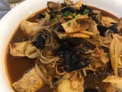 -侬佳蒸菜馆(听潮店)