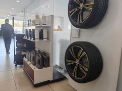 -北京中升宝辉宝马4S店