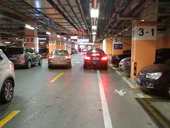 -大宁国际商业广场-地下停车库