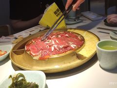 -猪啊牛呀羊啊铜盘烤肉(正大广场店)