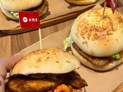 -必胜客(大润发店)