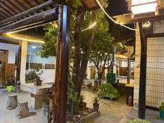 -李东农庄(中南百草园地标店)