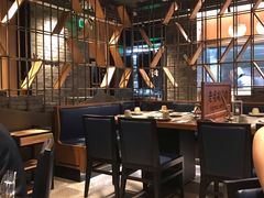 大堂-老墙根涮肉·铜锅·烧烤(欢乐谷·王四营店)