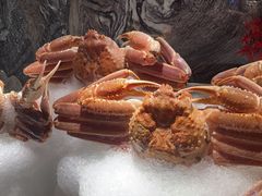 -雍容荟帝王蟹活龙虾展台自助(IFS黑金店)
