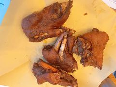 椒盐猪手-侬佳蒸菜馆(听潮店)