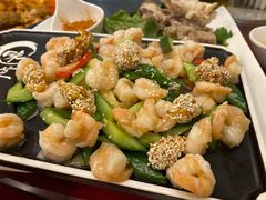 虎珀虾仁-海尔巴格新疆餐厅(东来兴店)