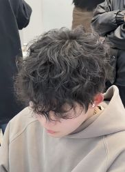 -米娜男士新国潮理发馆